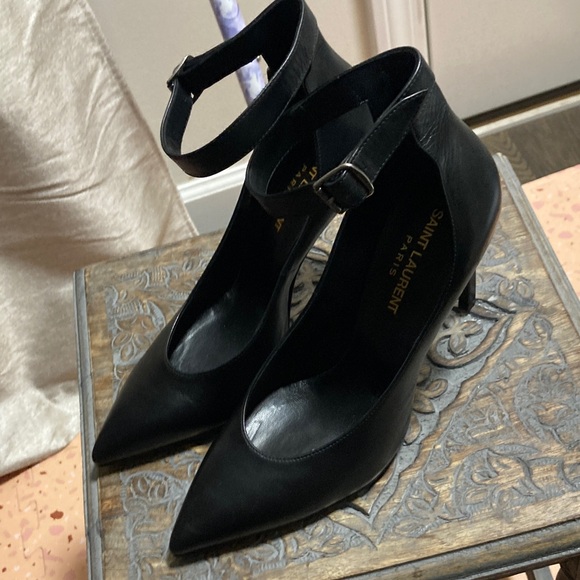 Saint Laurent Black Heeled Pumps - Picture 2 of 13